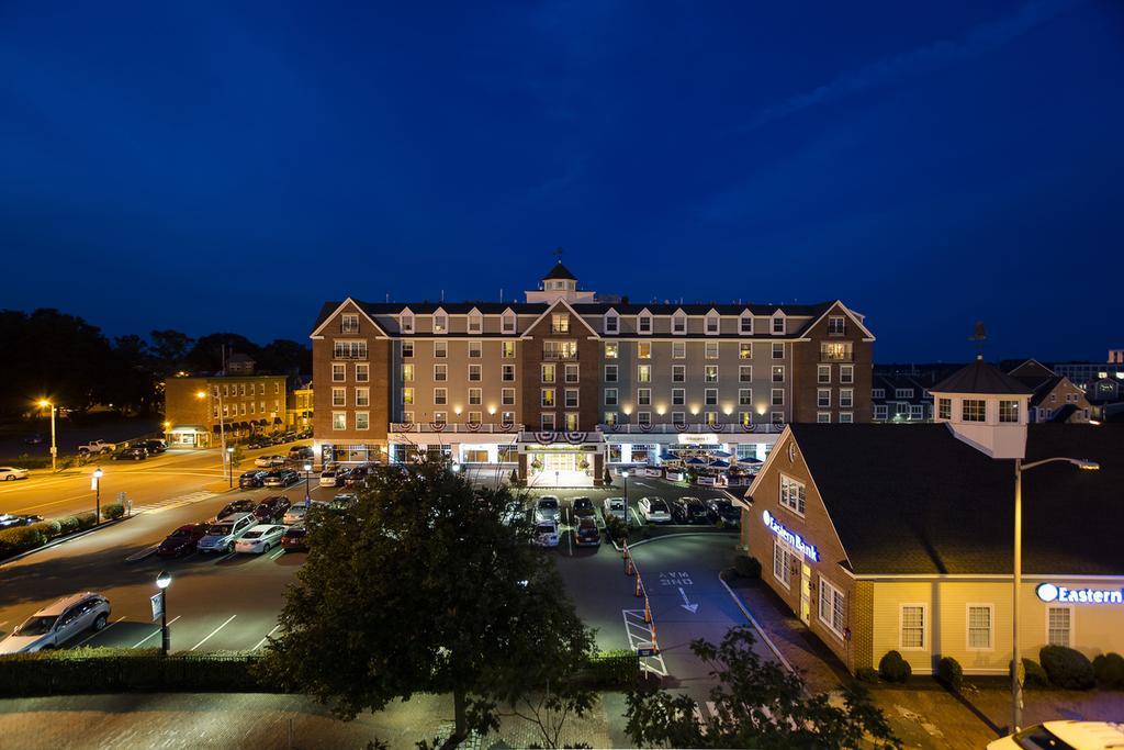 Salem Waterfront Hotel & Suites Exterior photo